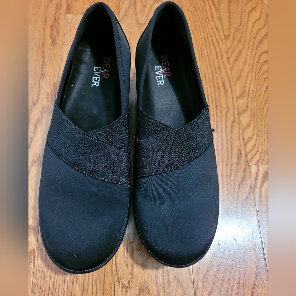 WearEver Women's  Black Shoes sz: 6.5